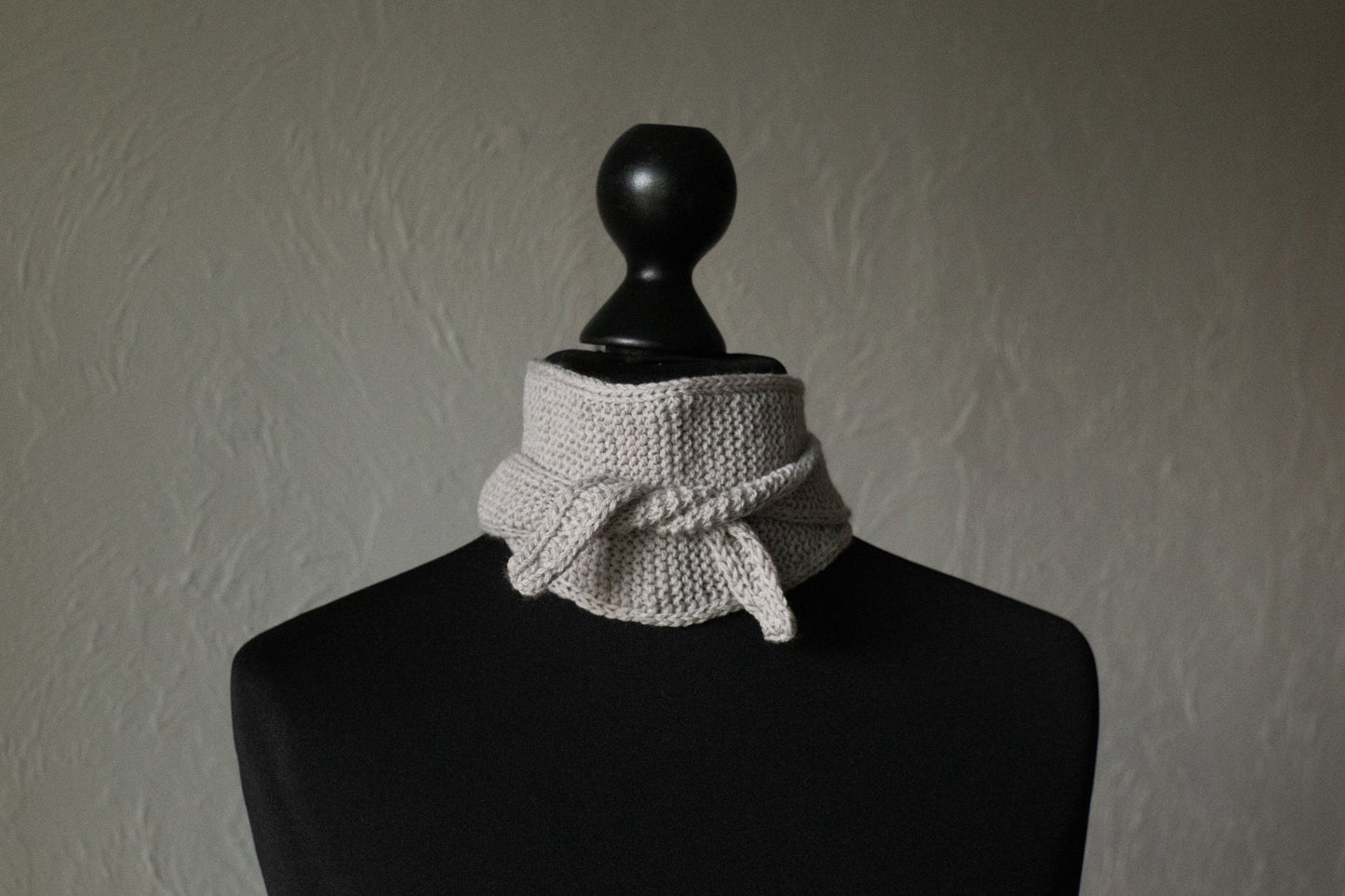 Short Neck Scarf / Knitted Headband – 100% Merino Wool, Handmade in Various Colors
