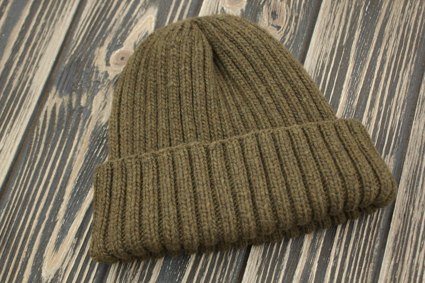 100% Merino Wool Beanie, Classic Cuffed Hat, Unisex Ribbed Knited Hat for Men and Women
