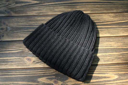 Black Alpaca Wool Hat for Men & Women – Cozy Ribbed Winter Hat, Perfect for Birdwatching & Outdoor Activities